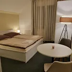 מלון Plannerinn 3*